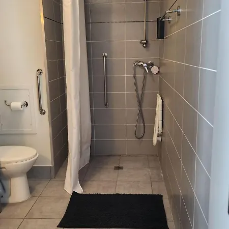 Cosy Monplaisir Lumiere Metro 8 Apartmán