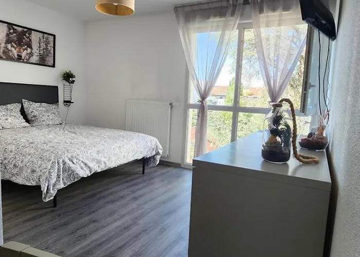Apartment Cosy Lumiere Metro Lyon 8